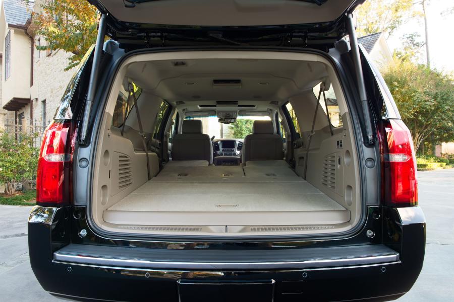 Багажник Chevrolet Suburban LTZ 2015 года  (фото 2 из 27)